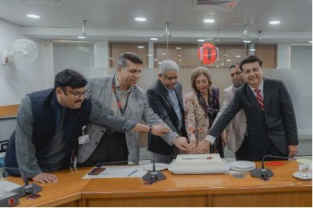myIoBM launch — cake cutting